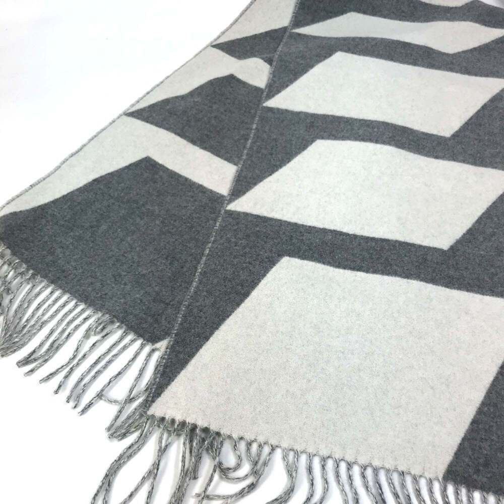 HERMES White Scarf - Picture 3 of 10